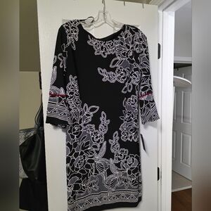 Enfocus Studio Black and White Floral Long Sleeve Dress